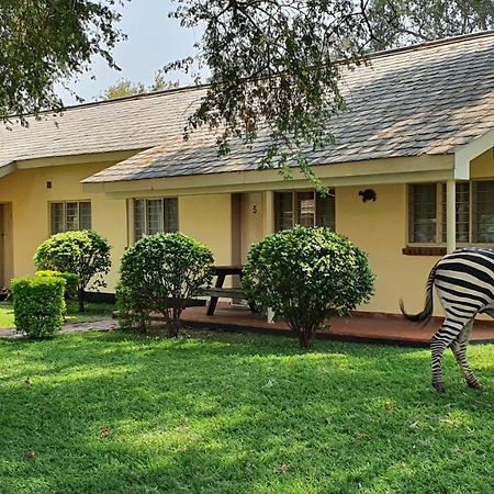 Victoria Apartments Livingstone Bagian luar foto