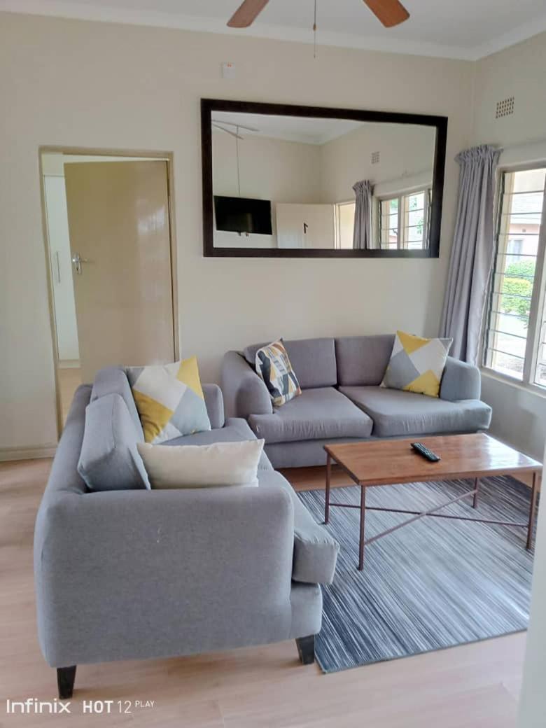 Victoria Apartments Livingstone Bagian luar foto